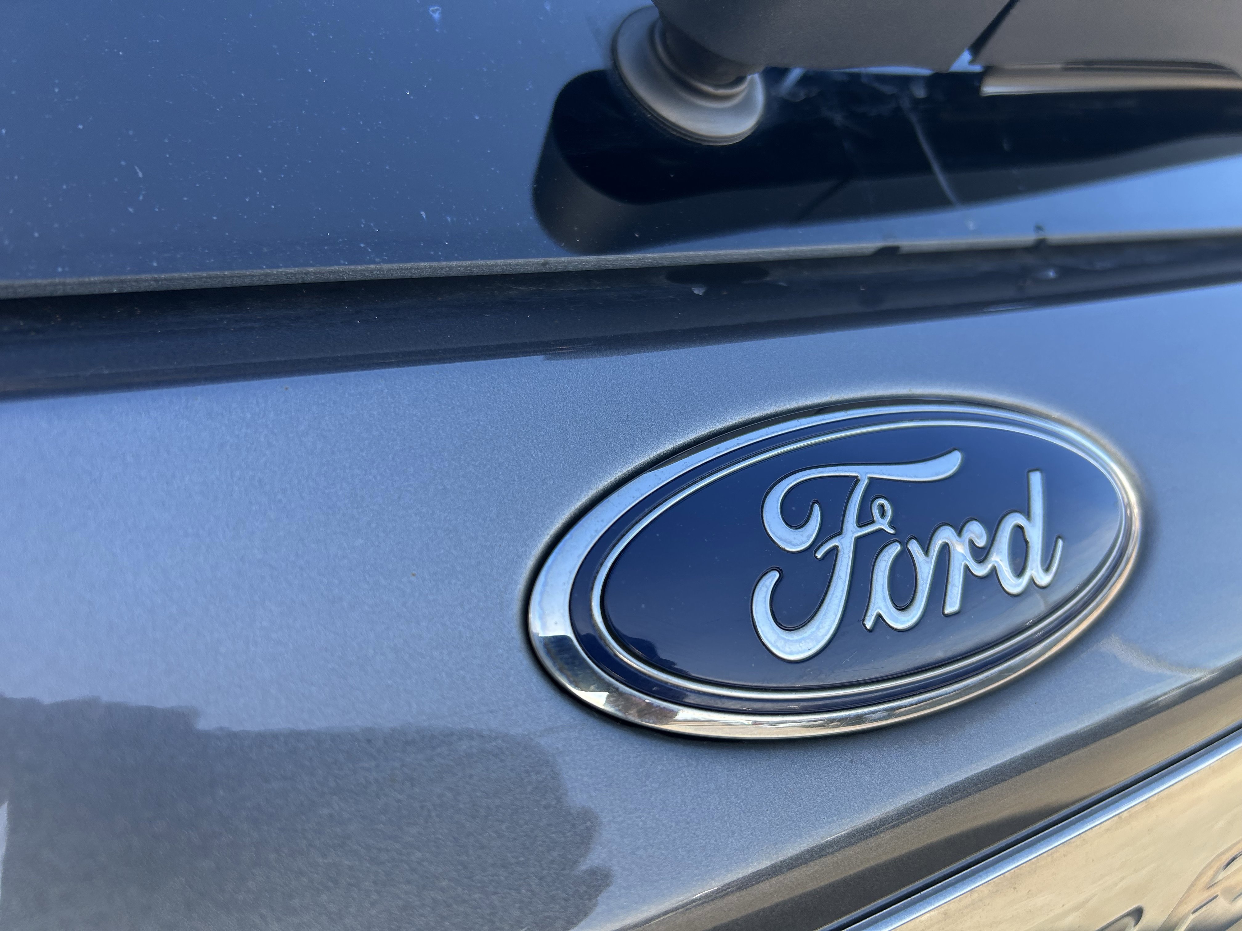 Used 2021 Ford Explorer XLT image 14