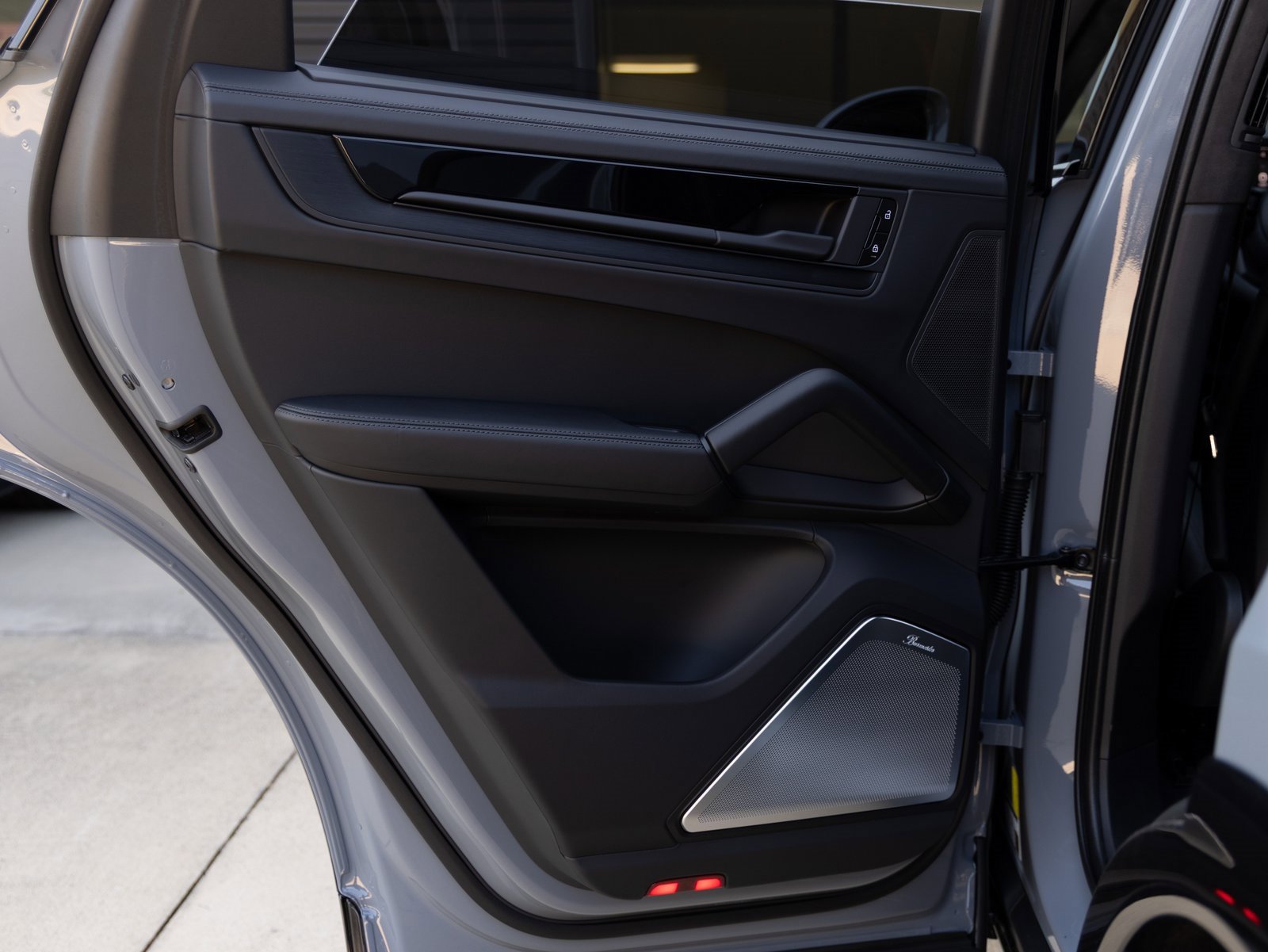 Certified 2026 Porsche Cayenne GTS image 31