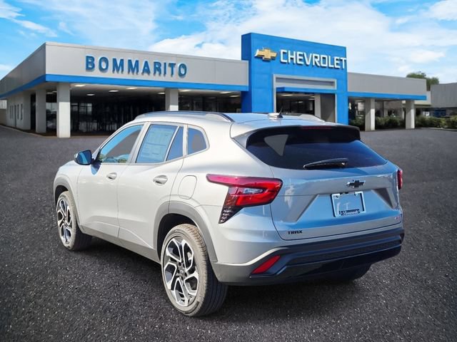 New 2026 Chevrolet Trax RS FWD image 3