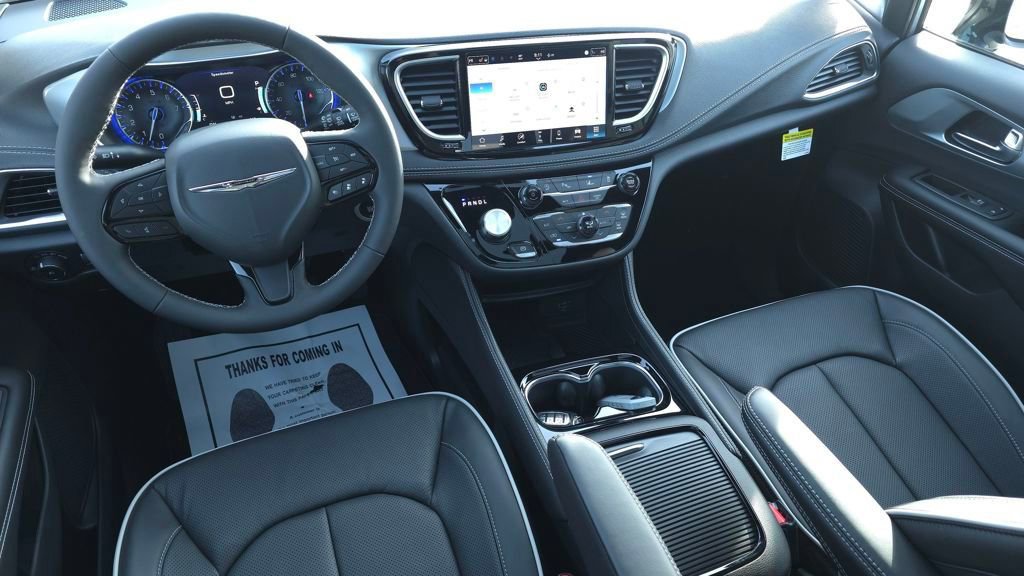 New 2026 Chrysler Pacifica Limited w/ S Appearance Package image 26