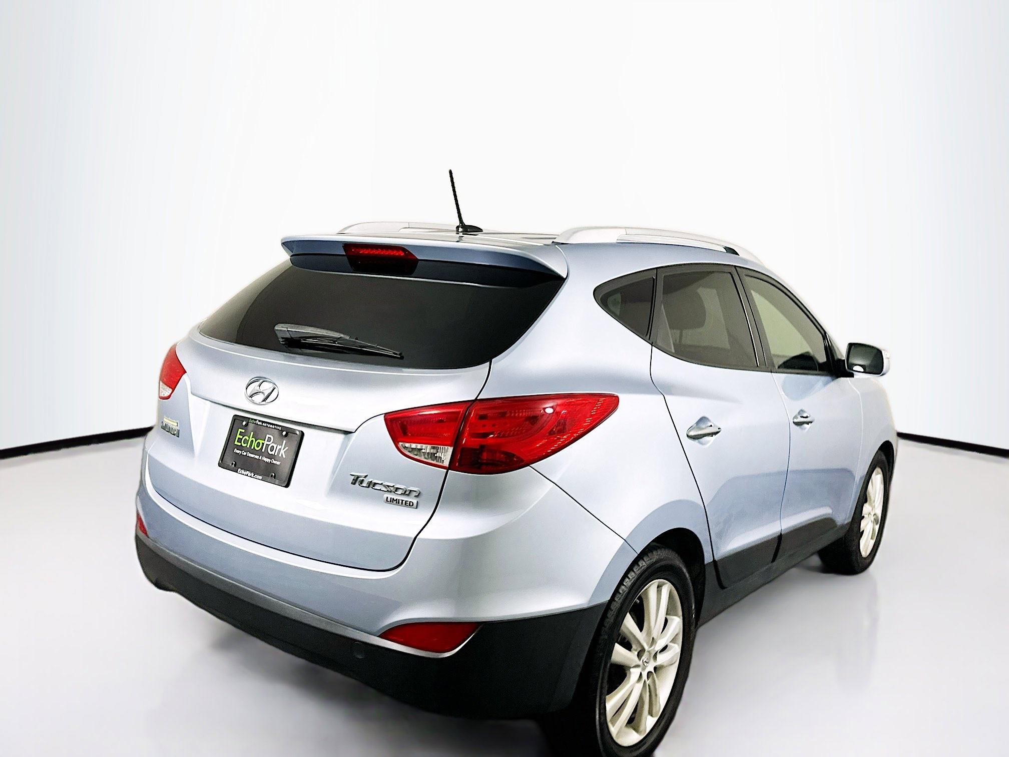 Used 2011 Hyundai Tucson Limited image 9