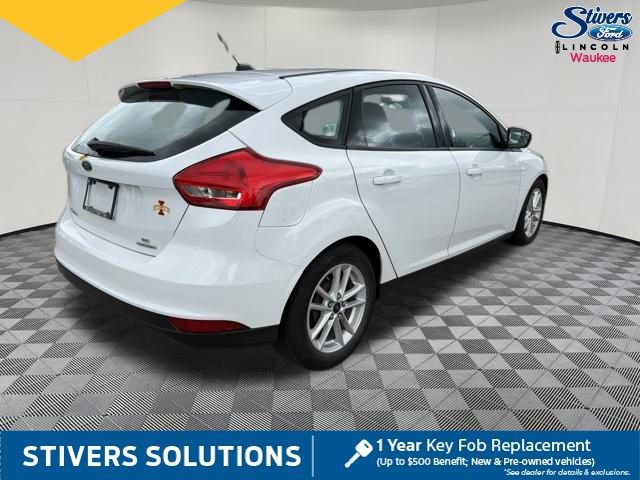 Used 2015 Ford Focus SE w/ SE Cold Weather Package FWD image 7