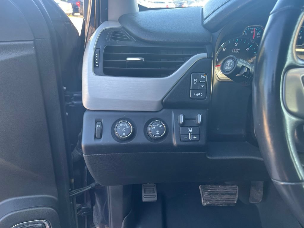 Used 2017 GMC Yukon SLE w/ SLE Value Package AWD/4WD image 21