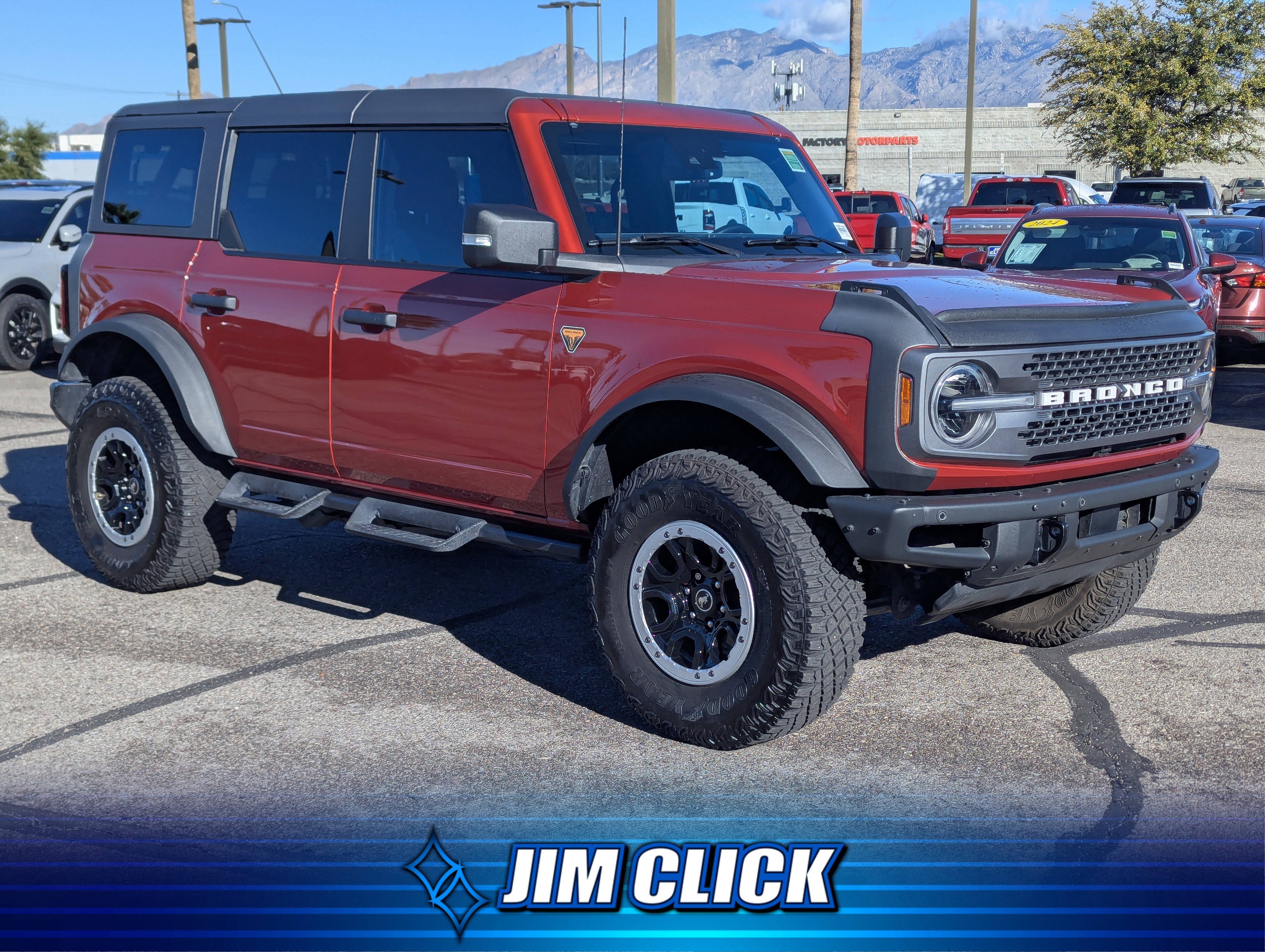 Used 2023 Ford Bronco Badlands image 1