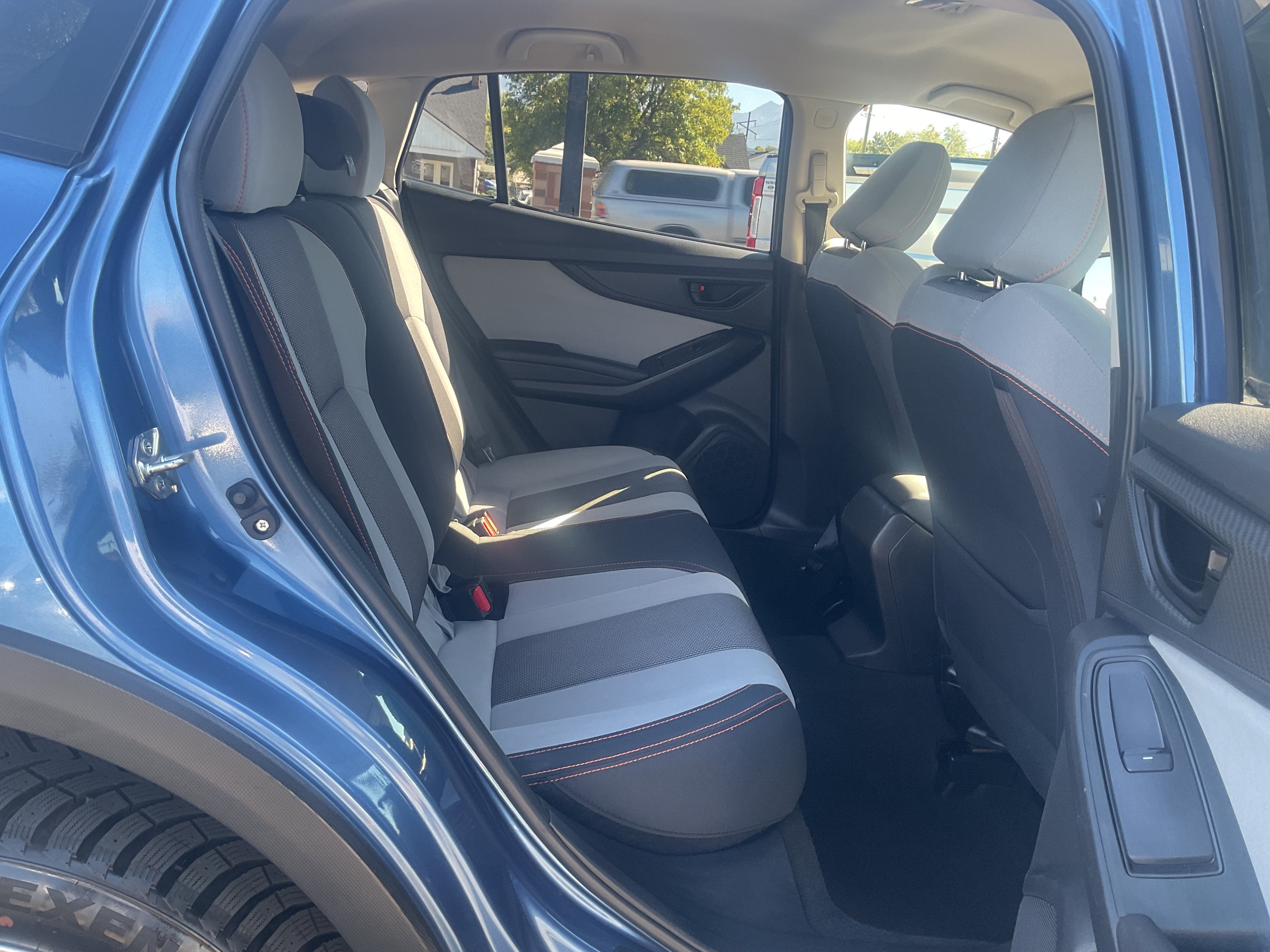 Used 2018 Subaru Crosstrek 2.0i Premium AWD/4WD image 11