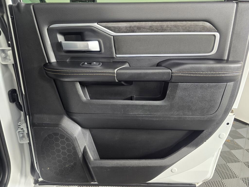 Used 2024 RAM 2500 Big Horn image 43