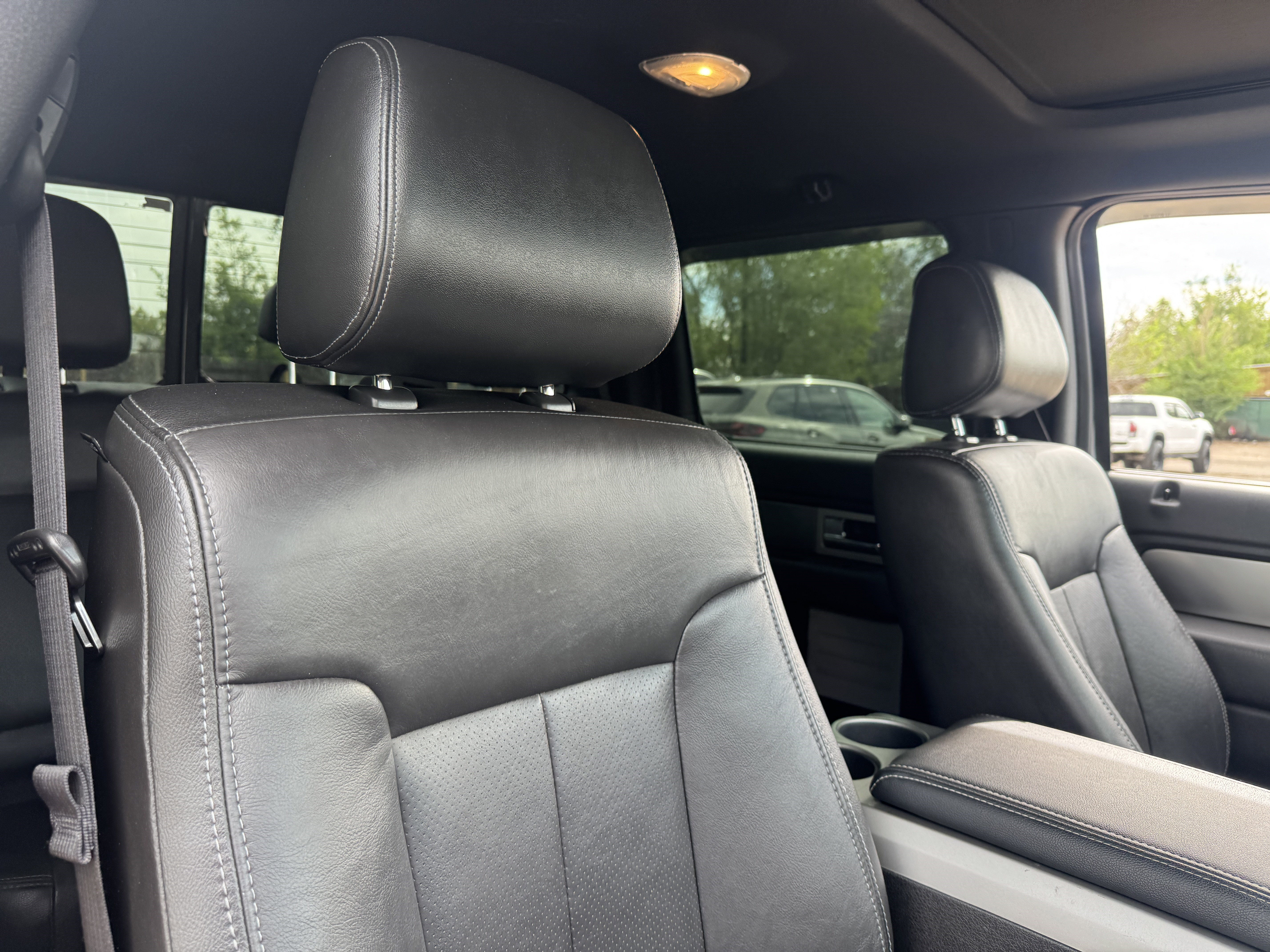 Used 2014 Ford F150 FX4 w/ Equipment Group 402A Luxury AWD/4WD image 31