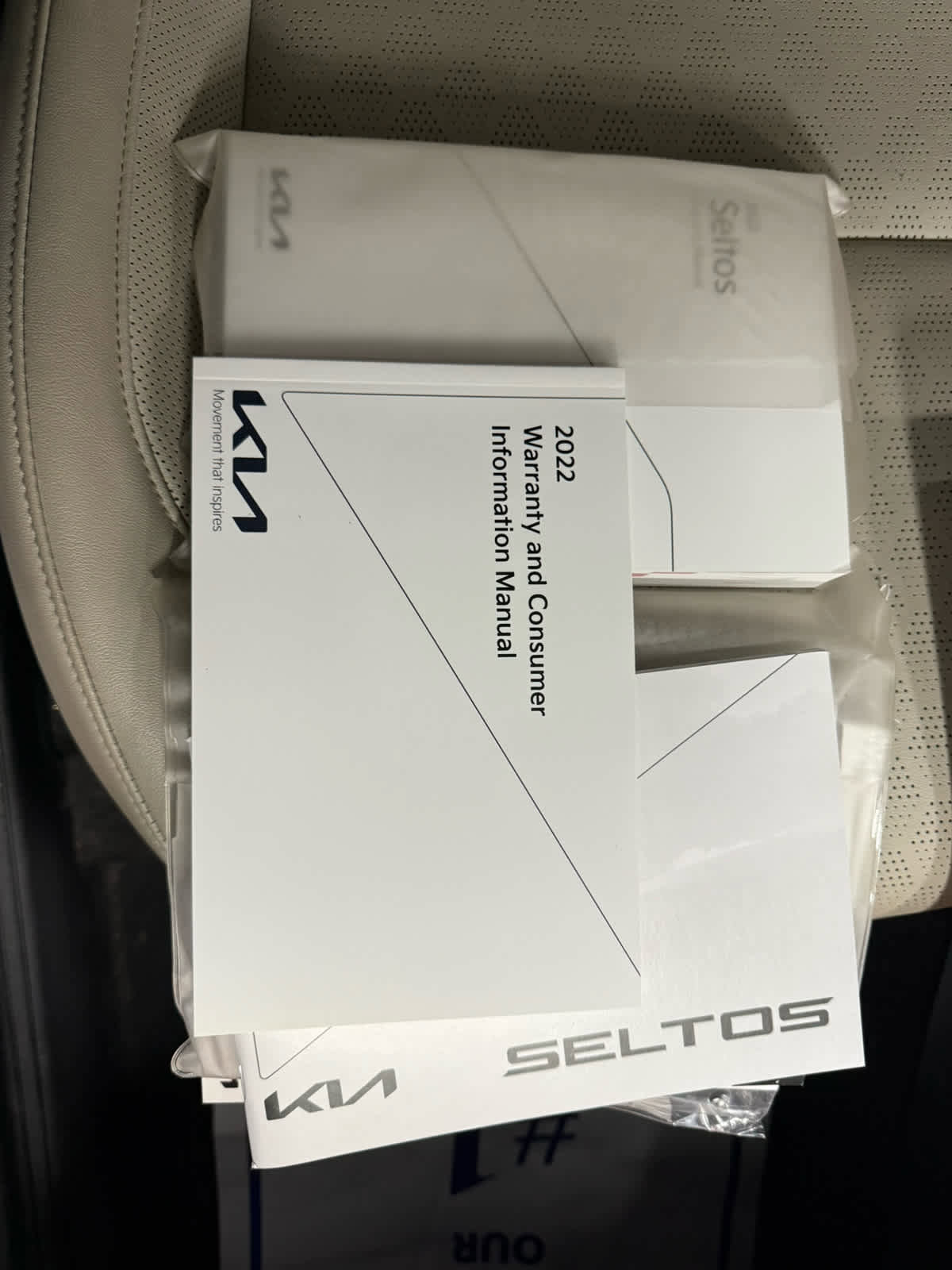 Used 2022 Kia Seltos EX image 32