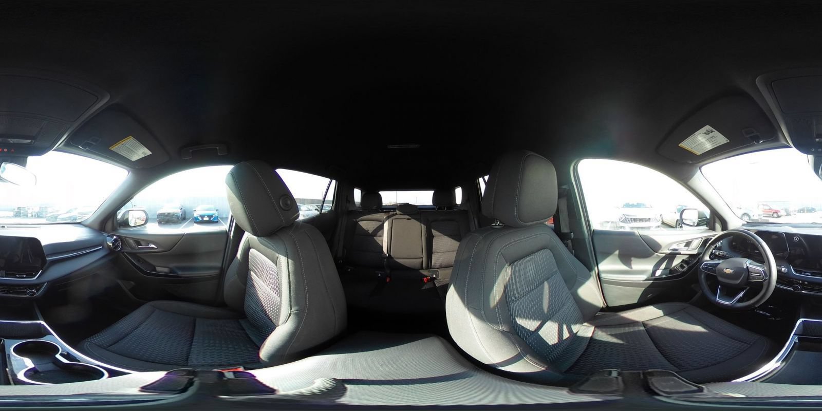 Used 2025 Chevrolet Equinox LT FWD image 42