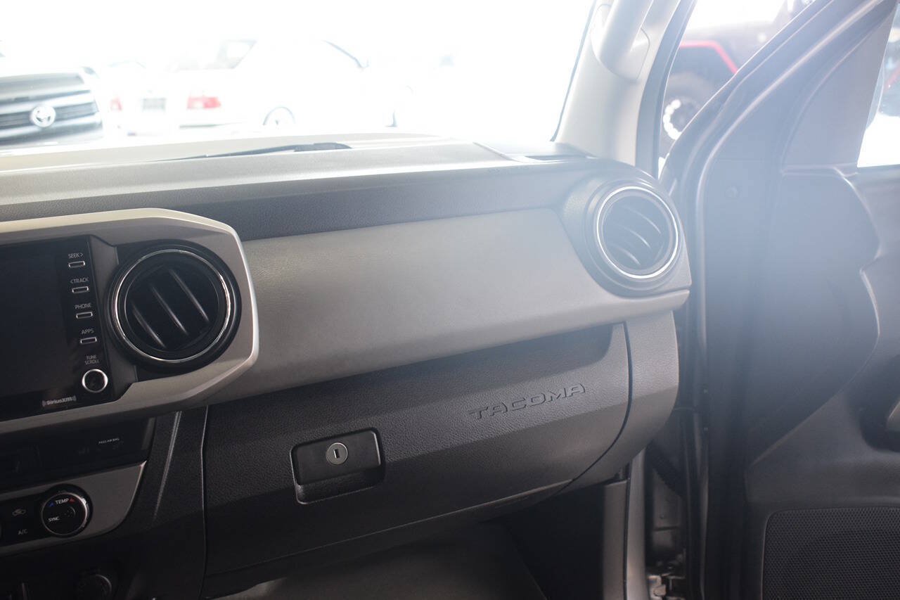 Used 2021 Toyota Tacoma SR5 w/ Technology Package AWD/4WD image 21