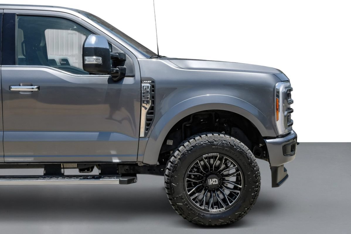 Used 2025 Ford F250 Lariat w/ Chrome Package AWD/4WD image 8