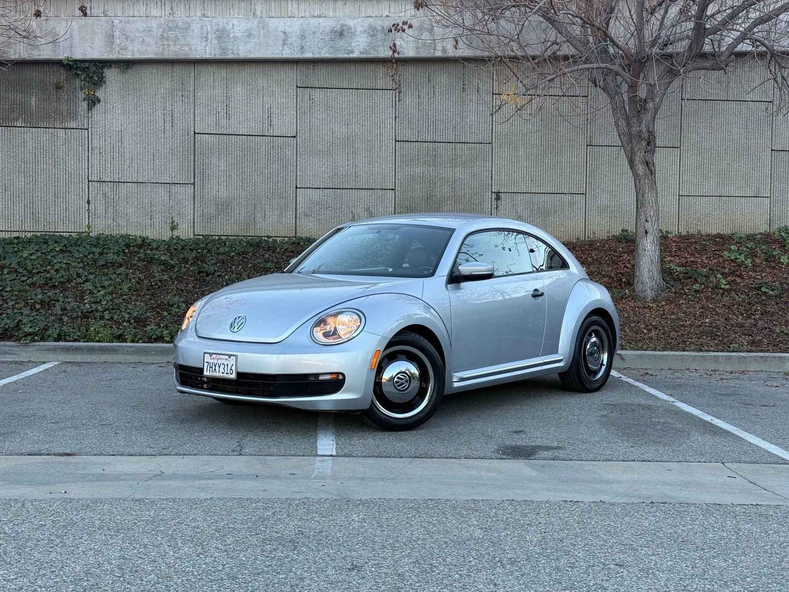 Used 2015 Volkswagen Beetle 1.8T Classic image 2