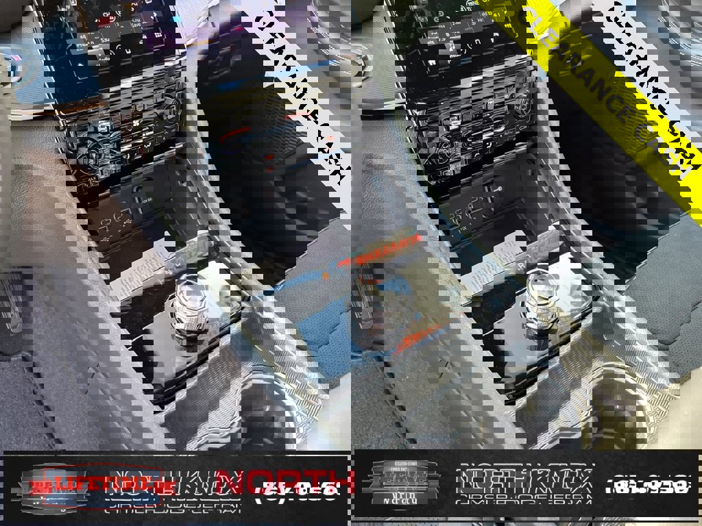 New 2025 Jeep Grand Cherokee L Altitude image 11