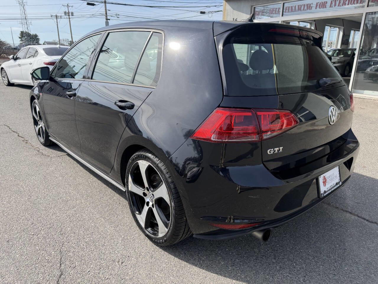 Used 2016 Volkswagen GTI S FWD image 5