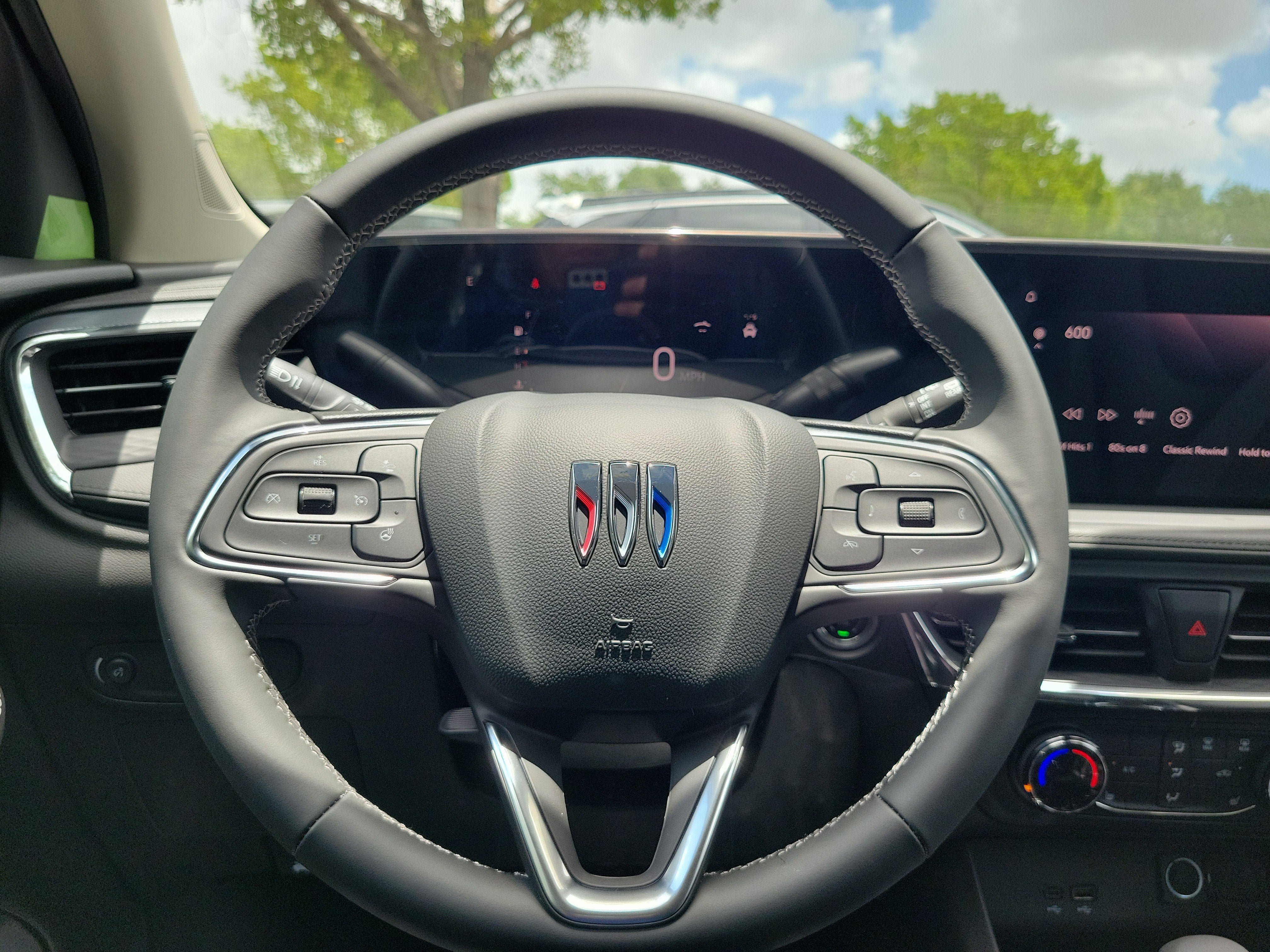 New 2026 Buick Encore GX Preferred w/ Comfort Package FWD image 8