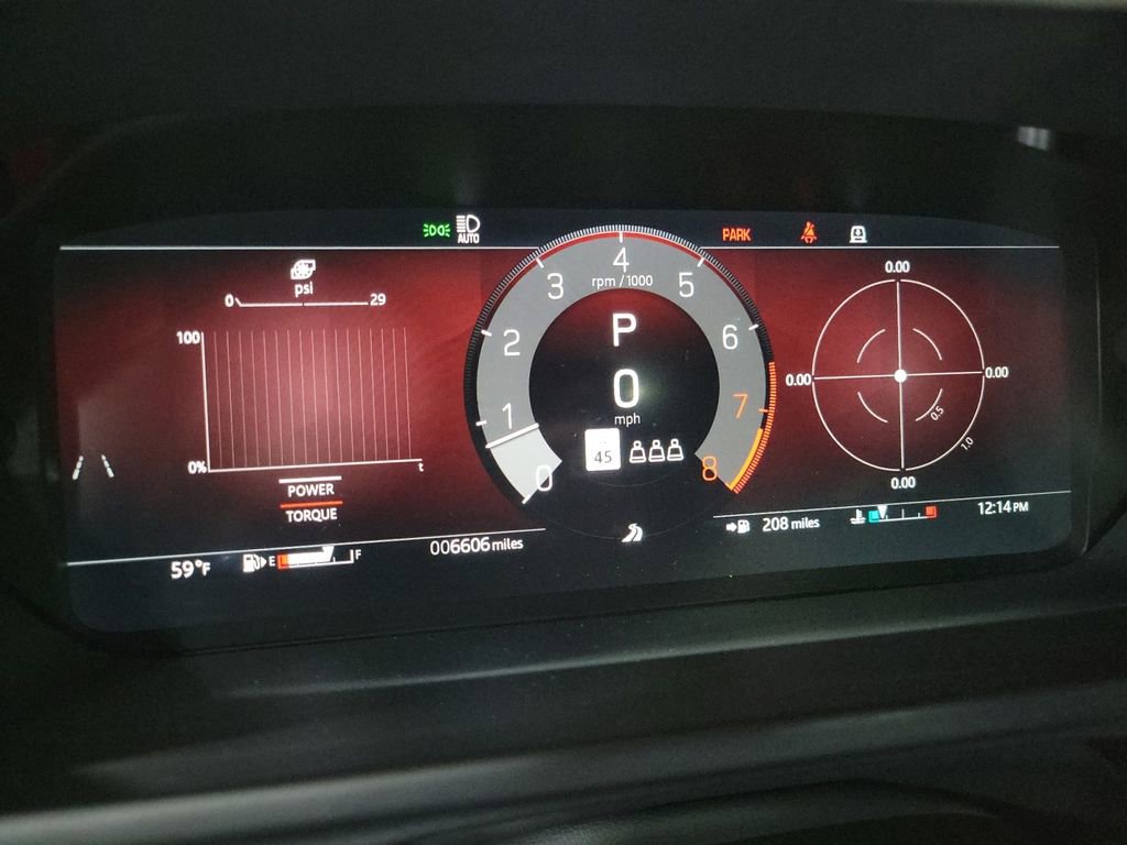 Used 2025 Land Rover Defender 110 image 17