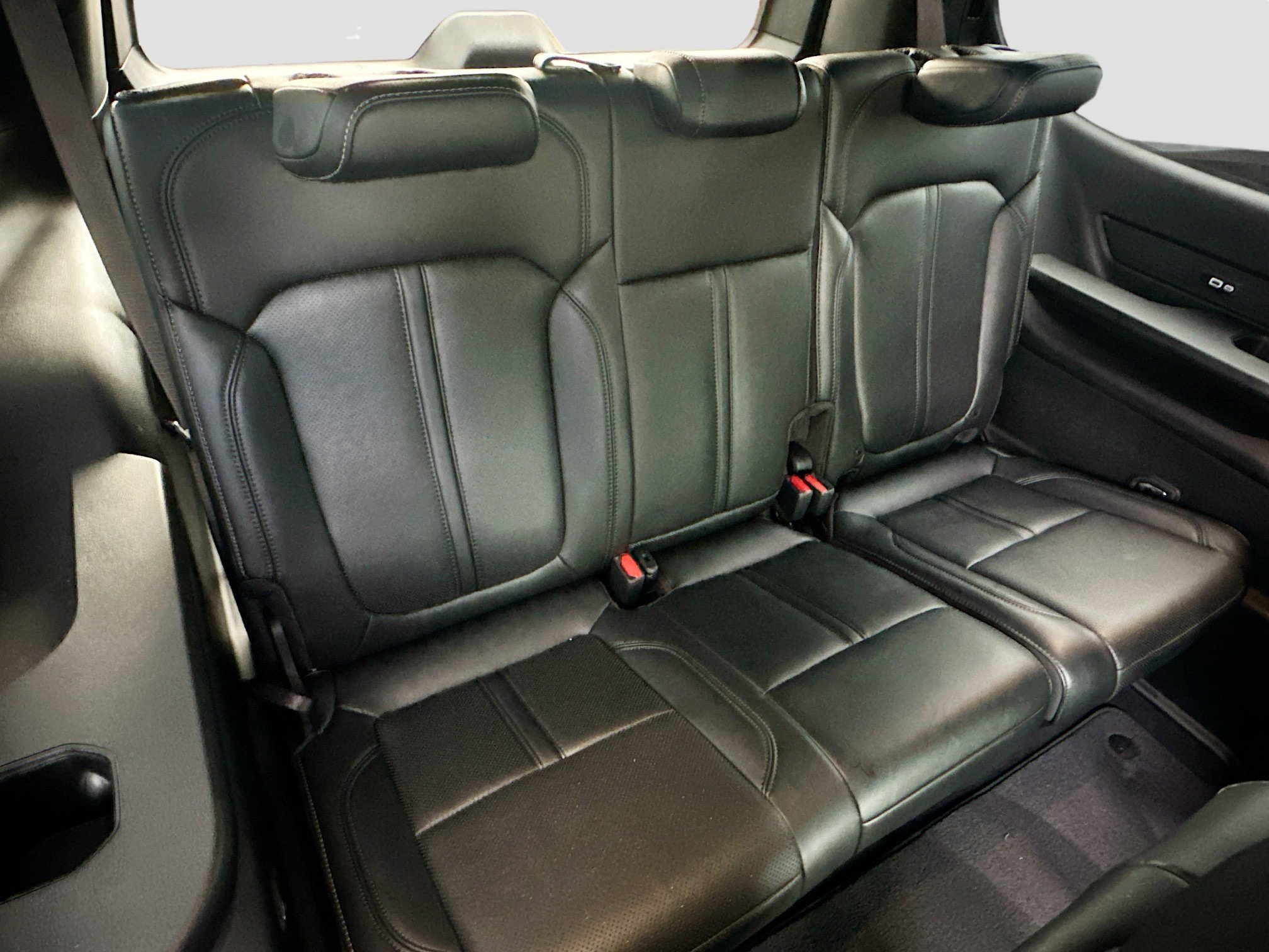 Used 2025 Jeep Wagoneer Series II image 30