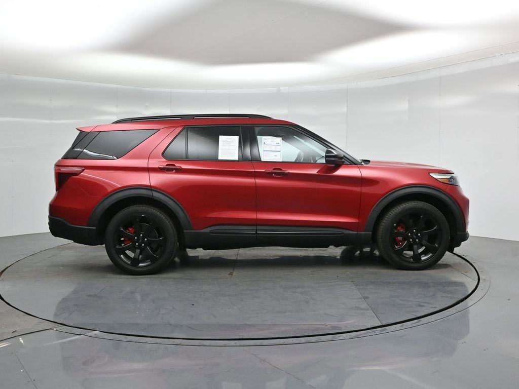 Used 2020 Ford Explorer ST w/ ST Street Pack image 24