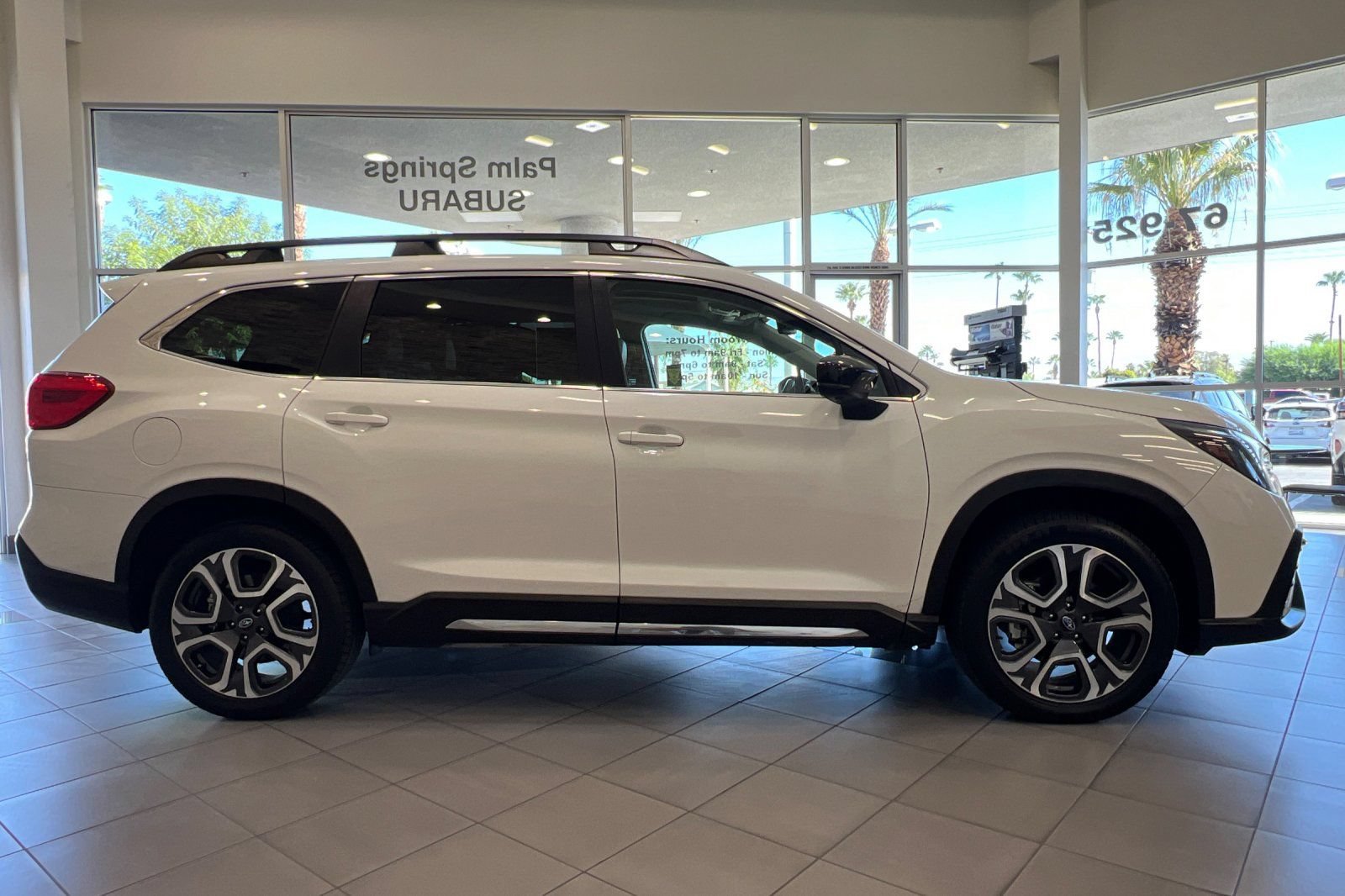 Certified 2024 Subaru Ascent Limited w/ Technology Package AWD/4WD image 6