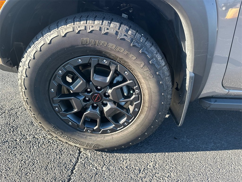 Used 2022 Nissan Frontier PRO-4X w/ Pro-4X Premium Package image 11