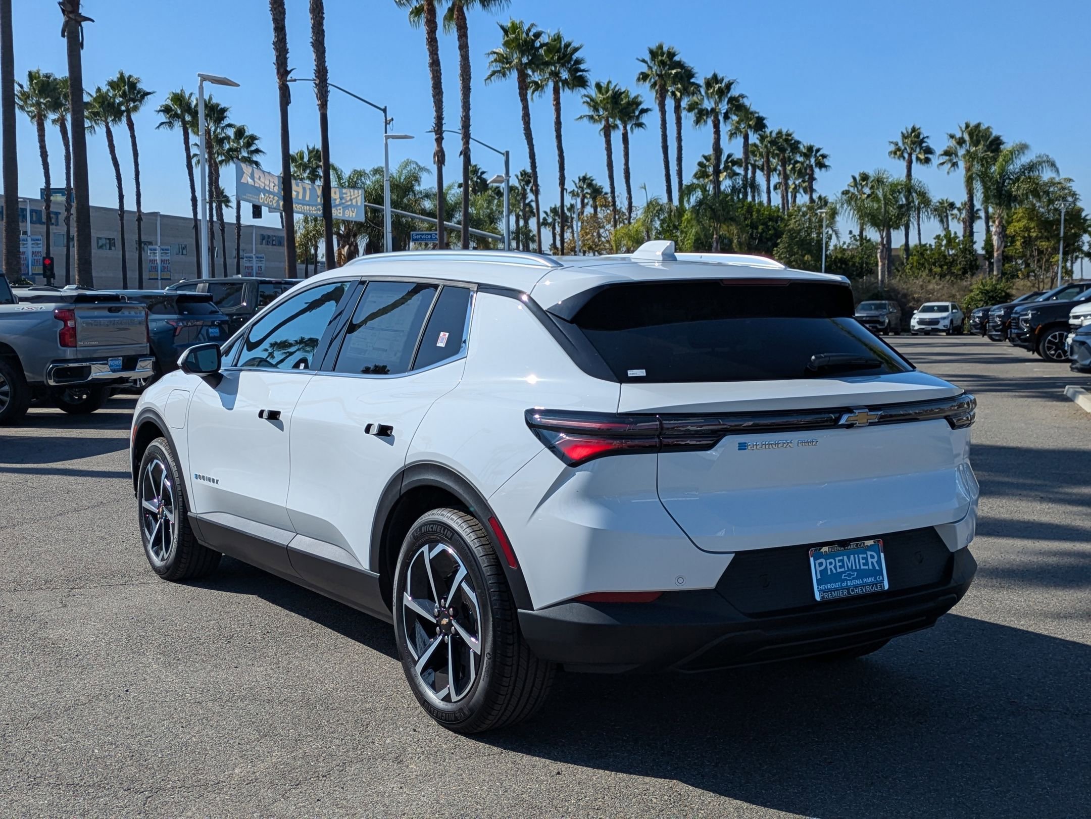 Used 2026 Chevrolet Equinox EV LT w/ LPO, All-Weather Mat Package image 3