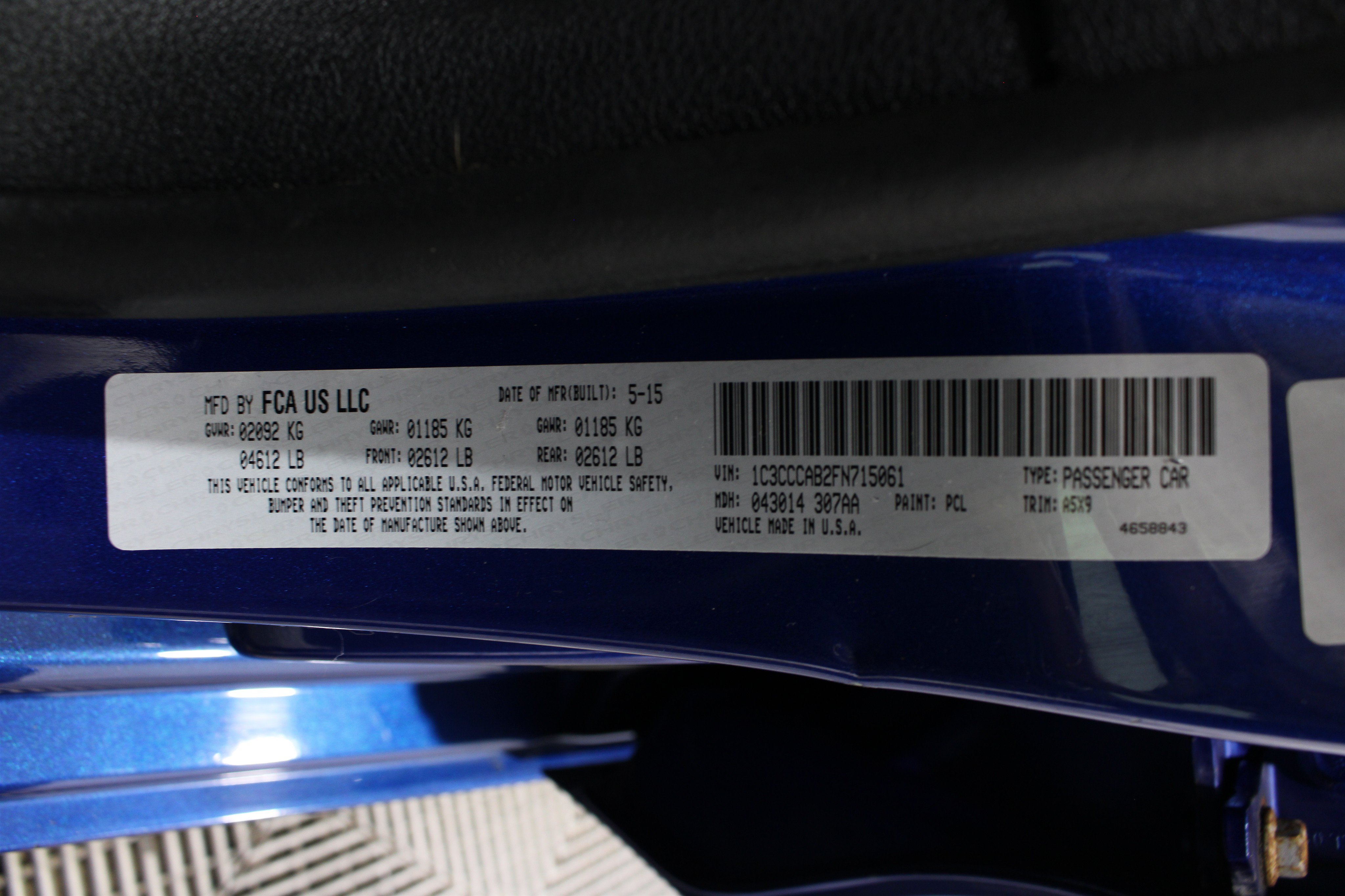 Used 2015 Chrysler 200 Limited FWD image 33