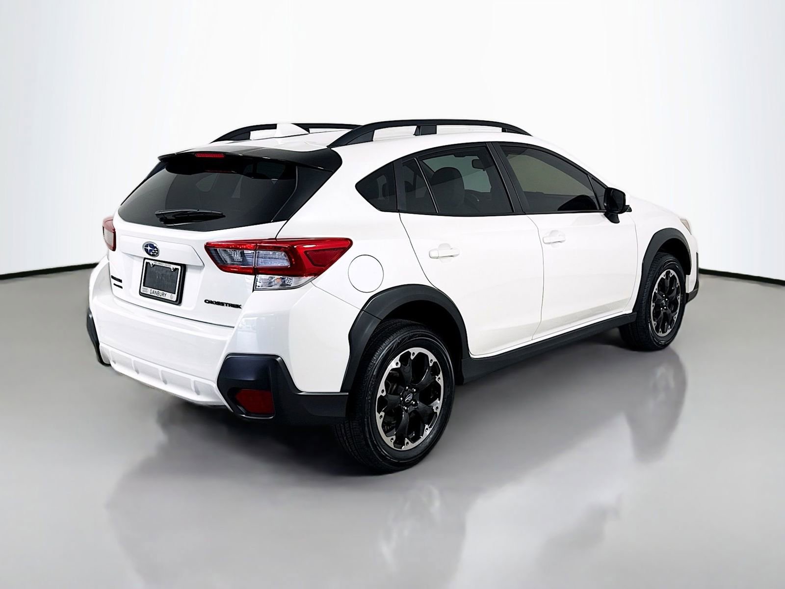 Used 2022 Subaru Crosstrek 2.0i Premium w/ Moonroof Package AWD/4WD image 9