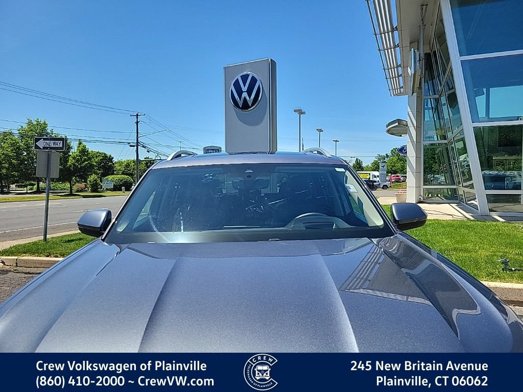 Used 2024 Volkswagen Atlas SEL AWD/4WD image 25