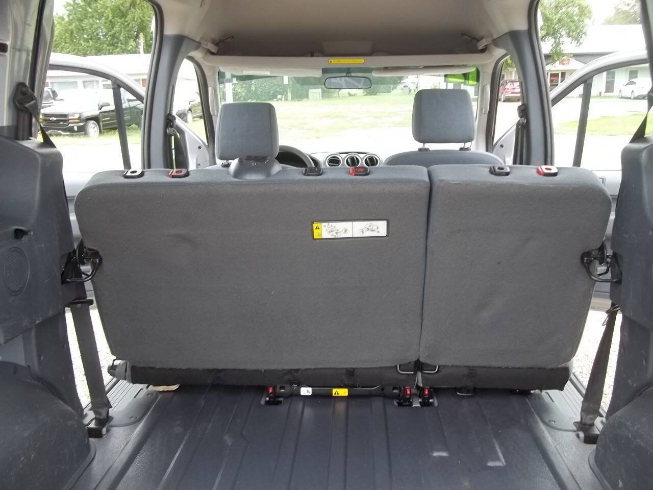 Used 2012 Ford Transit Connect XLT Premium FWD image 9