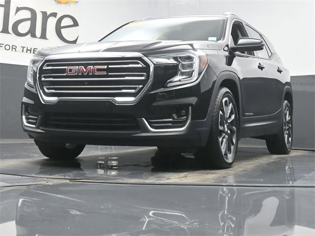 Used 2022 GMC Terrain SLT w/ Infotainment Package II image 4