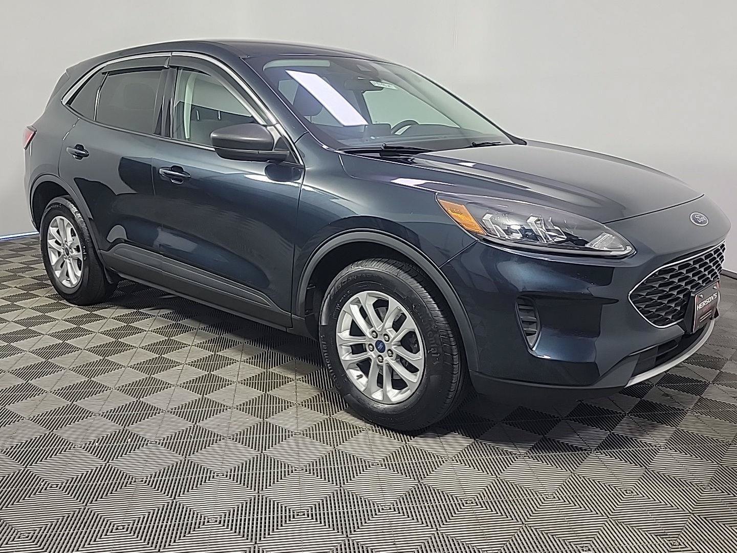 Used 2022 Ford Escape SE w/ Convenience Package