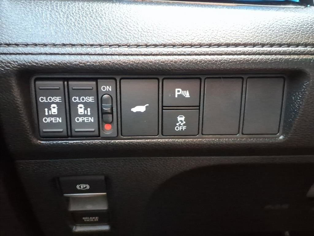 Used 2025 Honda Odyssey Touring image 12