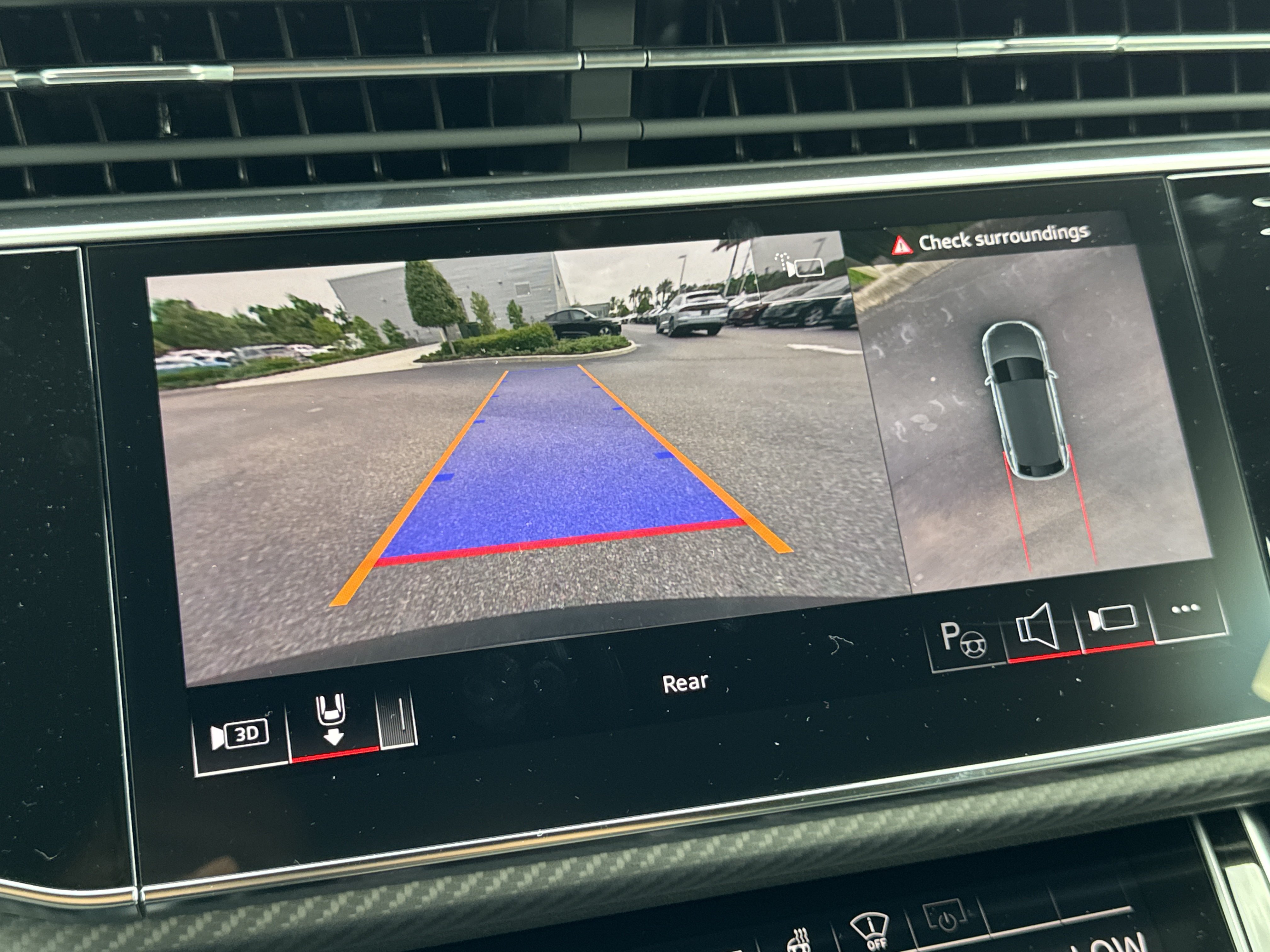 New 2026 Audi SQ8 Prestige AWD/4WD image 27