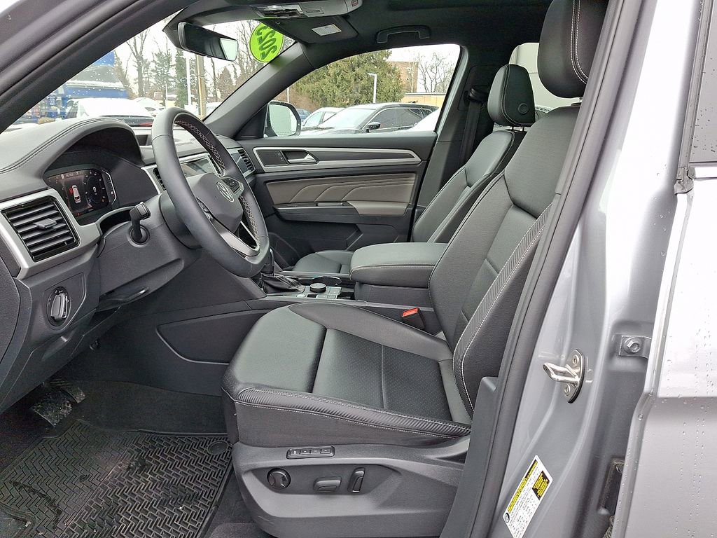 Used 2023 Volkswagen Atlas Cross Sport SEL image 14