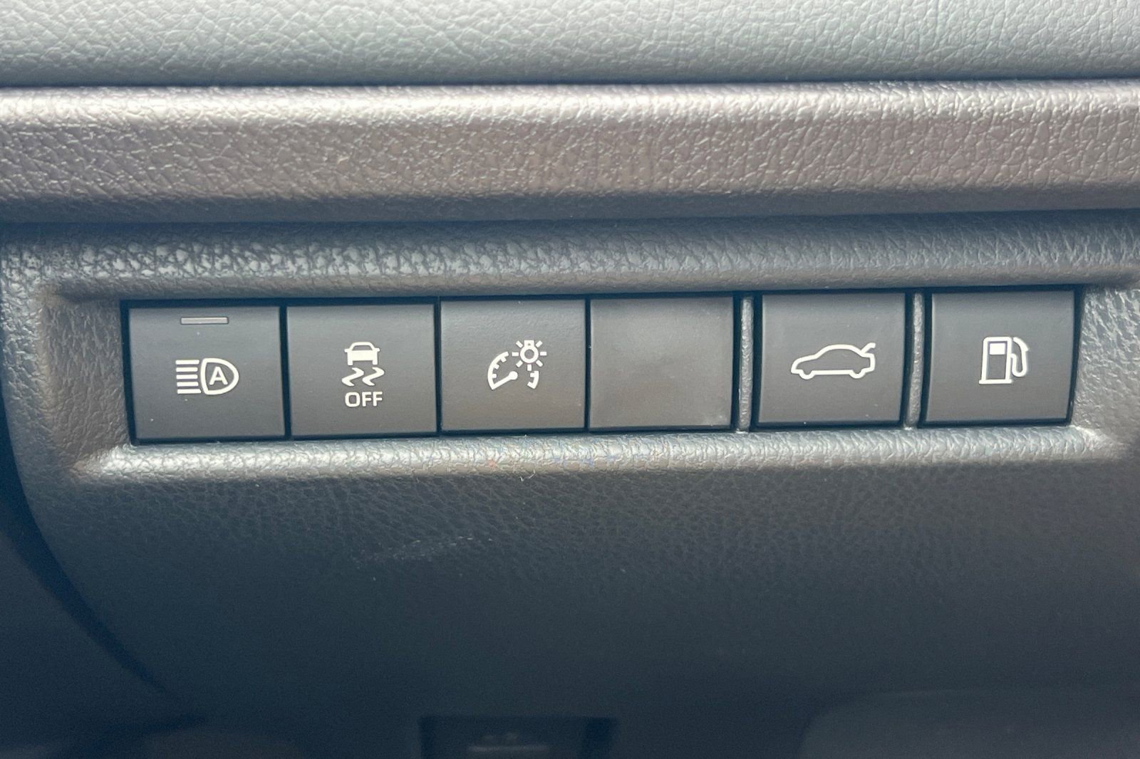 New 2026 Toyota Camry XSE AWD/4WD image 29