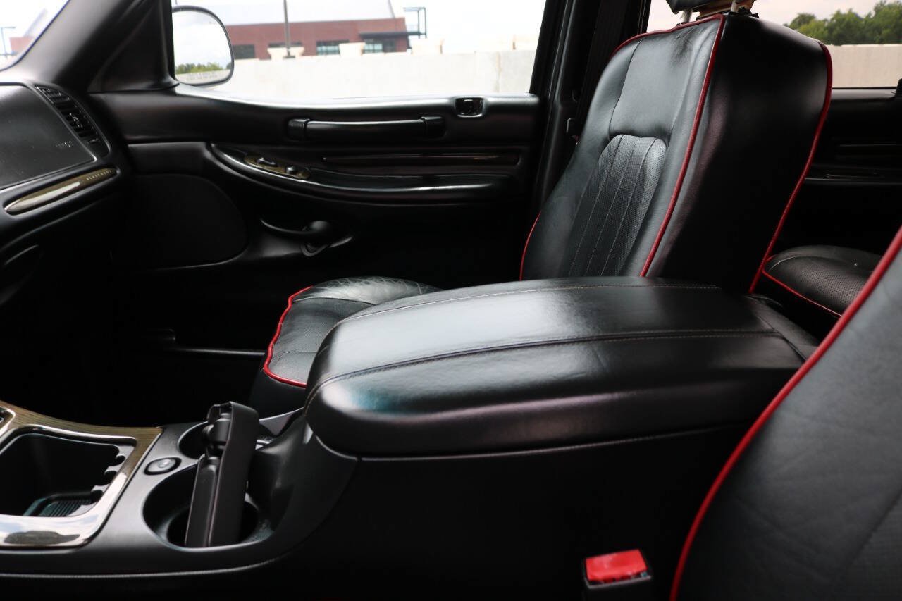 Used 2002 Lincoln Blackwood RWD image 79