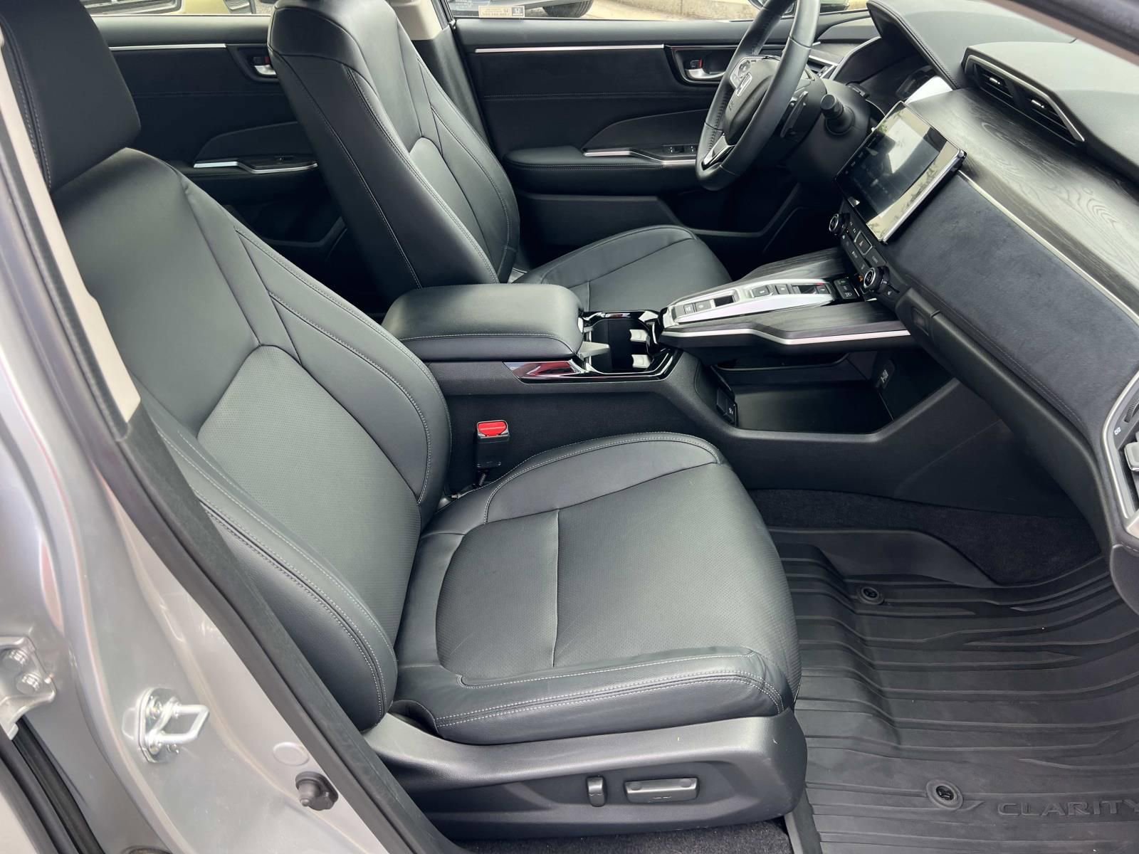 Used 2018 Honda Clarity Touring image 13