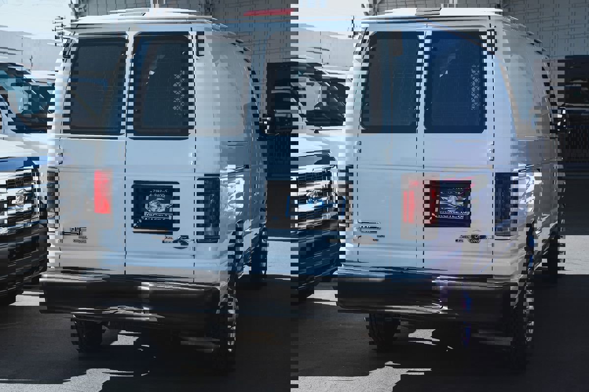 Used 2013 Ford E-150 and Econoline 150 image 8