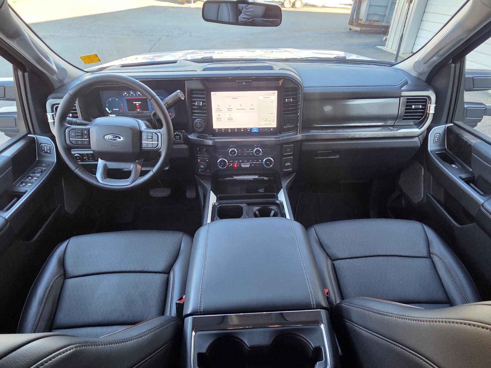 Used 2025 Ford F350 Lariat w/ Lariat Ultimate Package AWD/4WD image 23