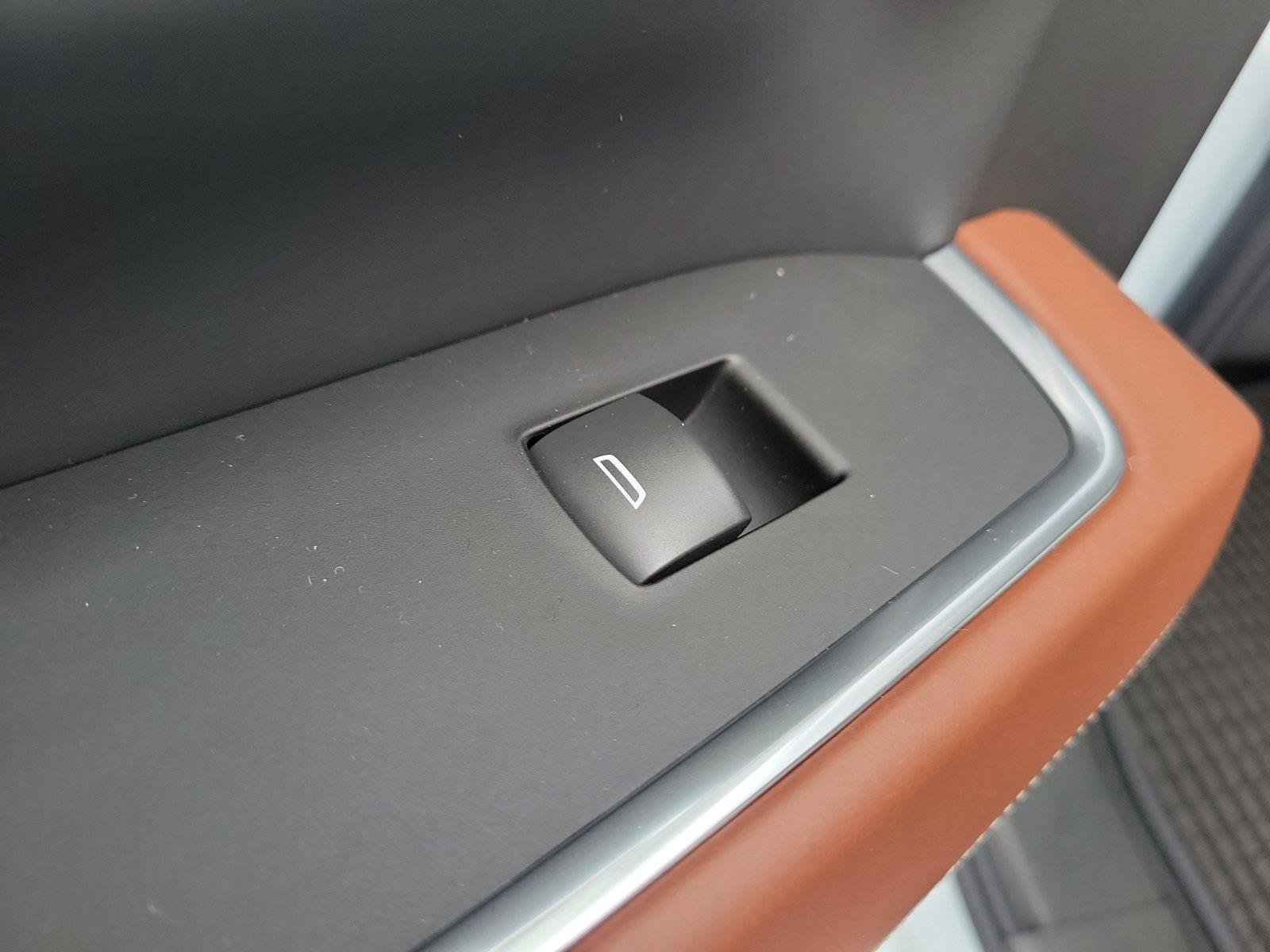 New 2026 GMC Sierra 2500 Denali Ultimate w/ LPO, Black Badging Package AWD/4WD image 14