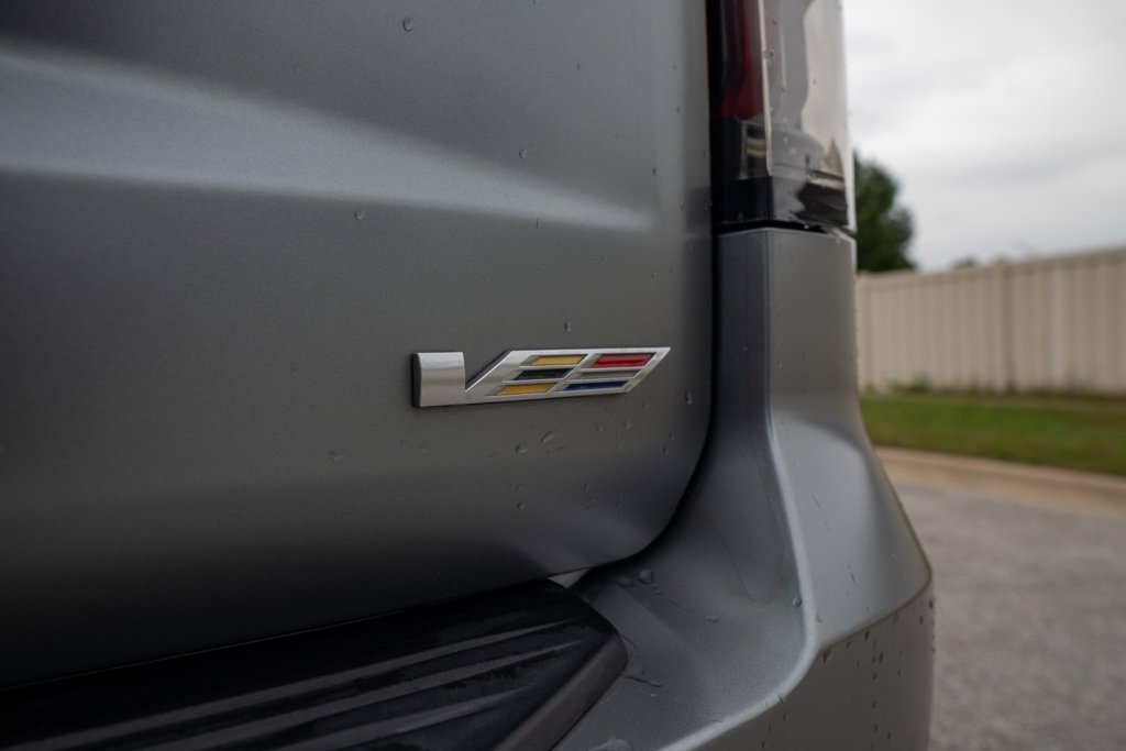 Used 2023 Cadillac Escalade ESV V AWD/4WD image 10