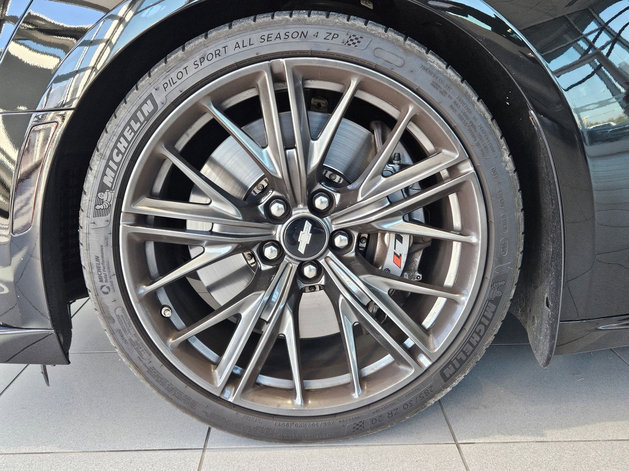 Used 2019 Chevrolet Camaro ZL1 image 11