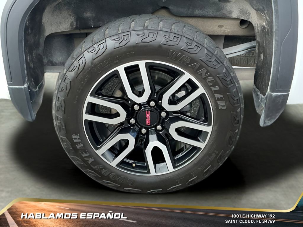 Used 2024 GMC Sierra 1500 AT4 w/ Technology Package image 24