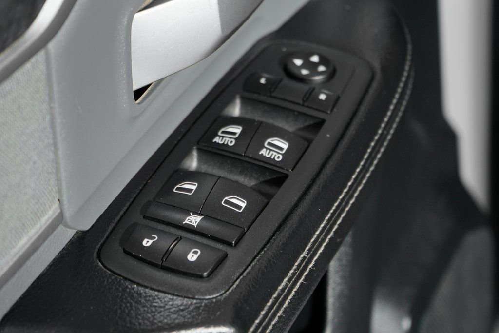 Used 2021 RAM 3500 Big Horn image 16