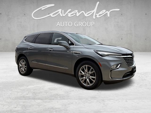 Used 2023 Buick Enclave Essence w/ Experience Buick Package image 2