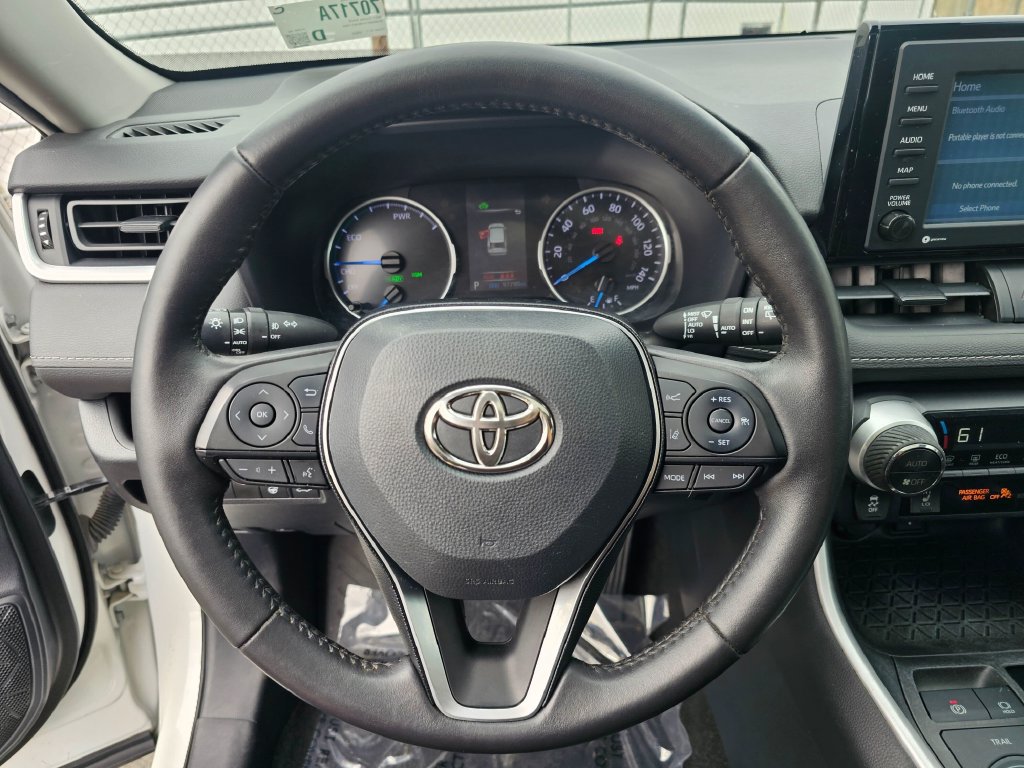Used 2021 Toyota RAV4 XLE w/ Convenience Package AWD/4WD image 24