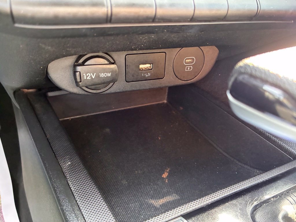 Certified 2024 Hyundai Elantra SEL FWD image 35