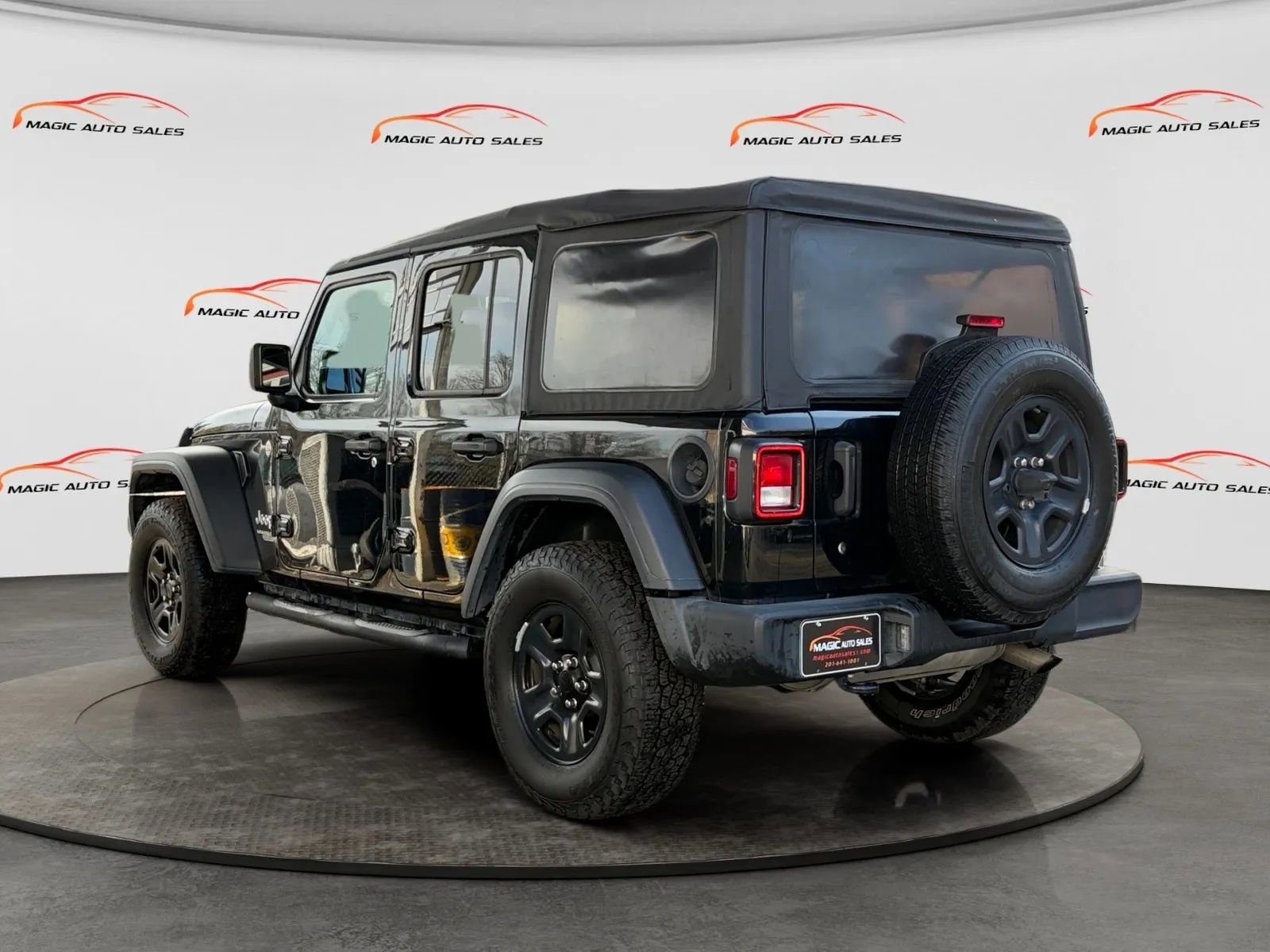 Used 2020 Jeep Wrangler Unlimited Sport AWD/4WD image 42