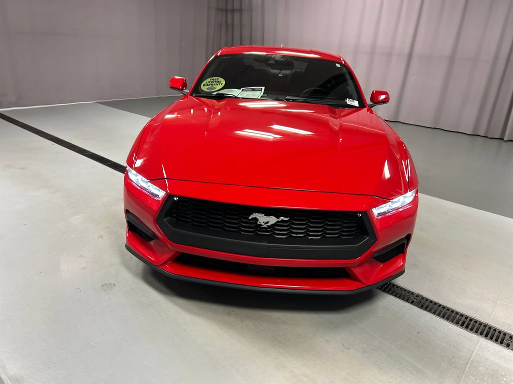Used 2024 Ford Mustang Coupe RWD video 2