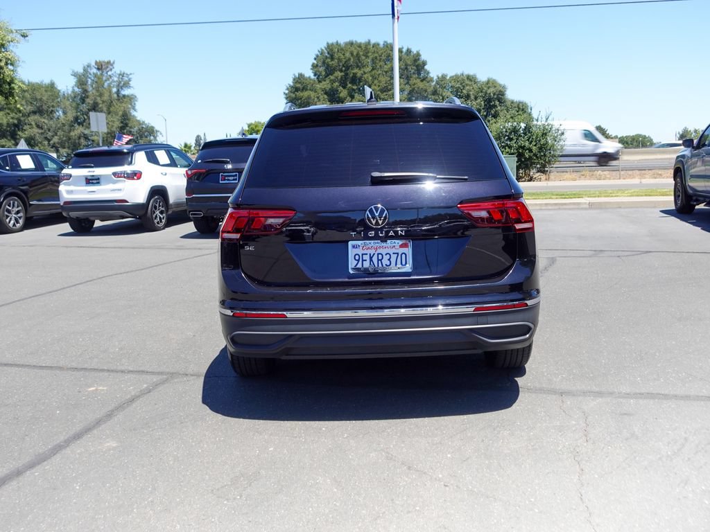 Used 2023 Volkswagen Tiguan SE FWD image 8